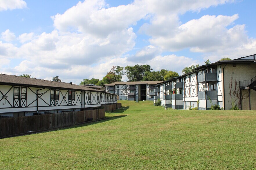 More Photos Of 270 Tampa Dr, Nashville Apartments For Sale
