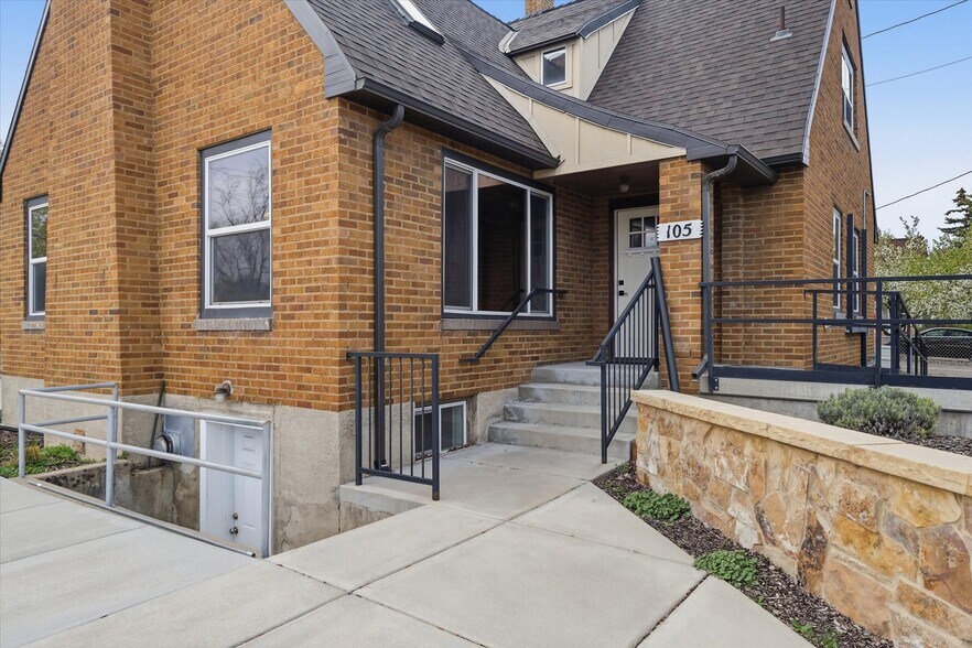 More Photos Of 105 W 200 N, Logan Office For Sale