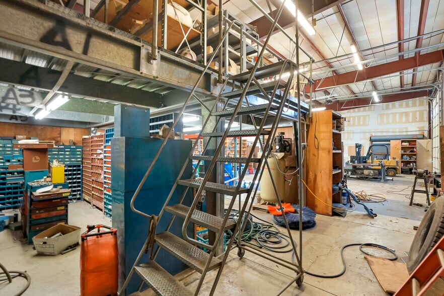 More Photos Of 1770 E 69th Ave, Denver Warehouse For Sale