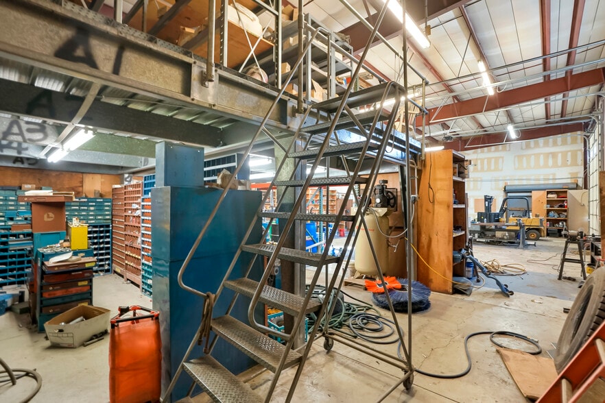 More Photos Of 1770 E 69th Ave, Denver Warehouse For Lease