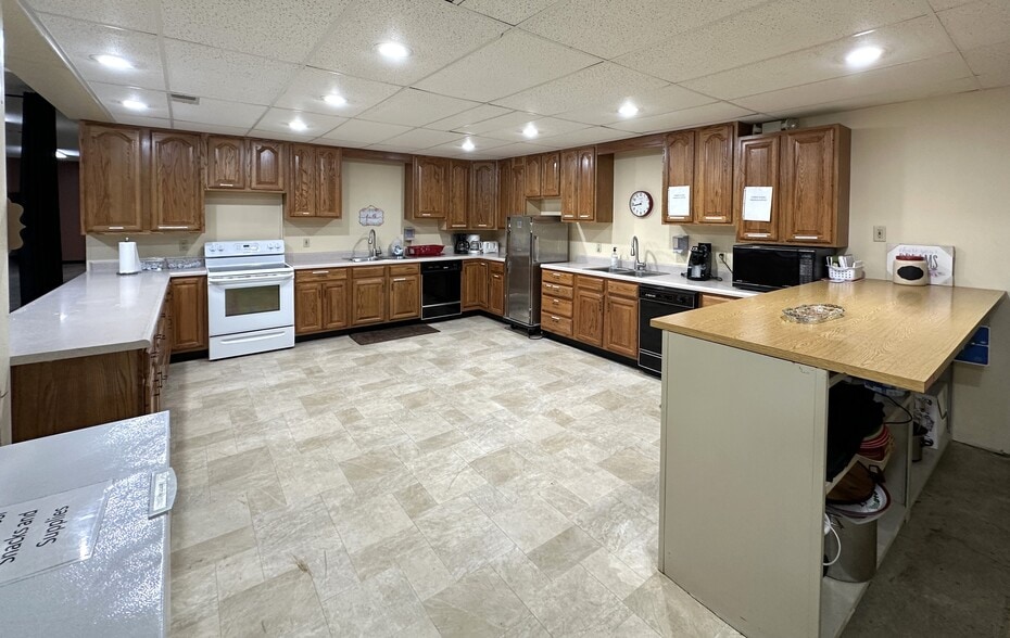 More Photos Of 3372 E Moffett Ln, Bloomington Religious Facility For Sale