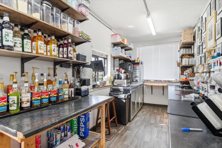 More Photos Of 131 3rd St, Underwood Specialty For Sale