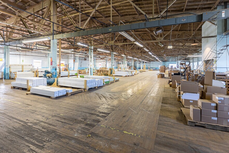 More Photos Of 4925 Harrison St, Pittsburgh Warehouse For Sale