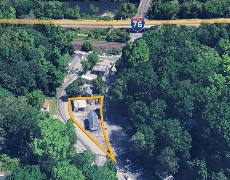 Primary Photo Of 168 Old Belmont Ave, Bala Cynwyd Auto Repair For Sale