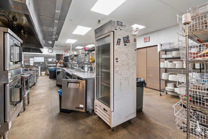 More Photos Of 500 Bridge St, Weissport Restaurant For Sale