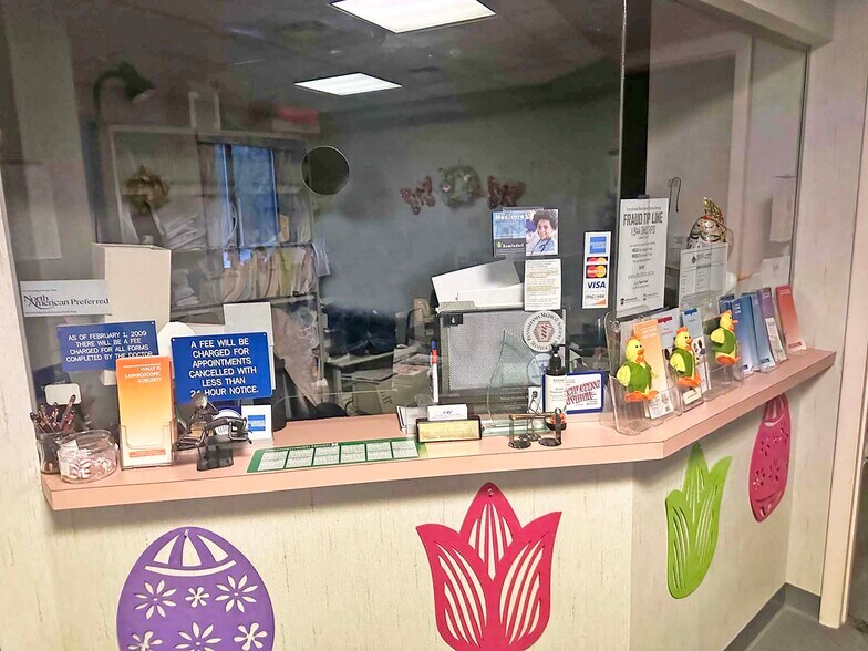 More Photos Of 381 N 9th Ave, Scranton Medical For Sale