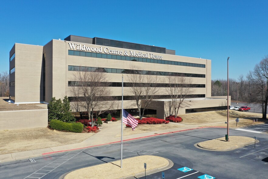 Primary Photo Of 2402 Wildwood Ave, North Little Rock Medical For Lease