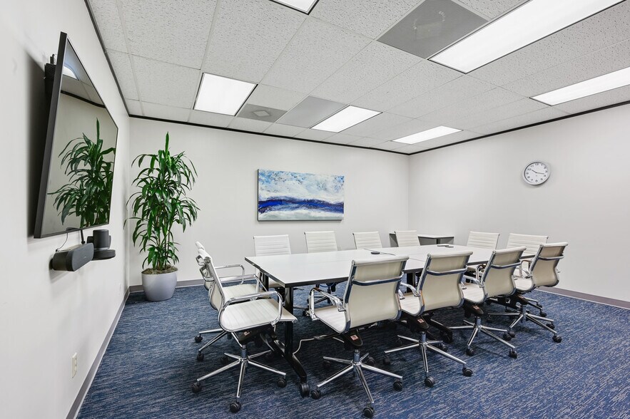 More Photos Of 2900 Weslayan St, Houston Office For Lease