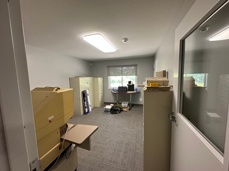More Photos Of 600 West Street NE, Cedar Springs Office For Lease