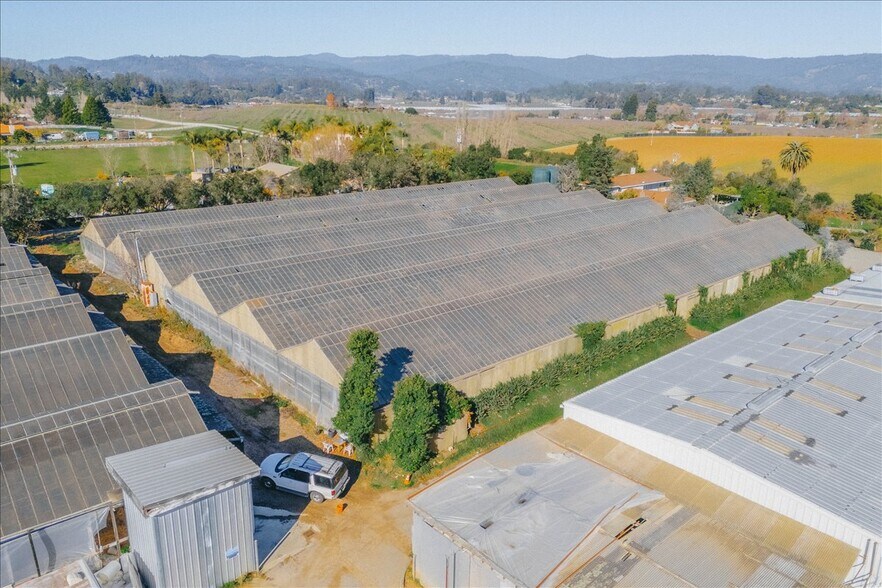 More Photos Of 371 Calabasas Rd, Watsonville Land For Sale