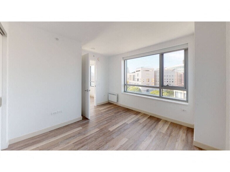 More Photos Of 1177 Market St, San Francisco Apartments For Lease