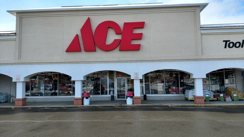 More Photos Of 427-525 S Memorial Dr, New Castle General Retail For Sale