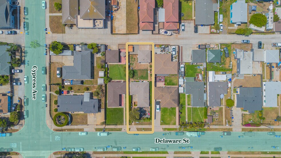 More Photos Of 530-32 Delaware St, Imperial Beach Apartments For Sale