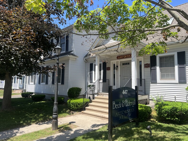 Primary Photo Of 441-447 Center St, Manchester Medical For Sale