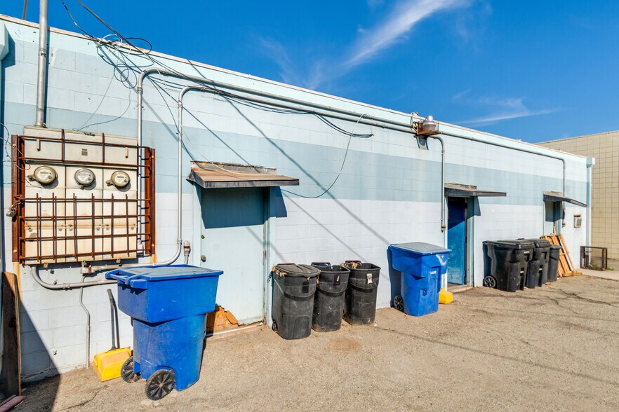 More Photos Of 261 E Base Line St, San Bernardino General Retail For Sale