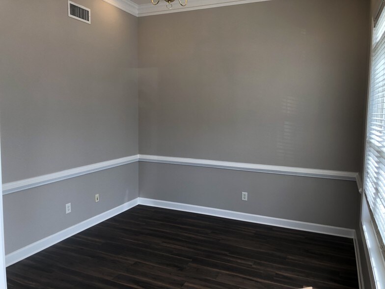 More Photos Of 2450 Atlanta Hwy, Cumming Office For Lease