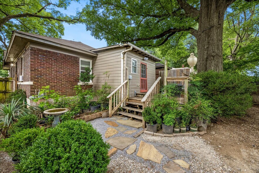 More Photos Of 2562 Sam Cooper Blvd, Memphis Office Residential For Sale