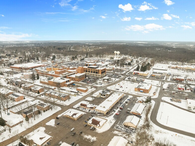 More Photos Of 2229 E State St, Salem Drugstore For Sale