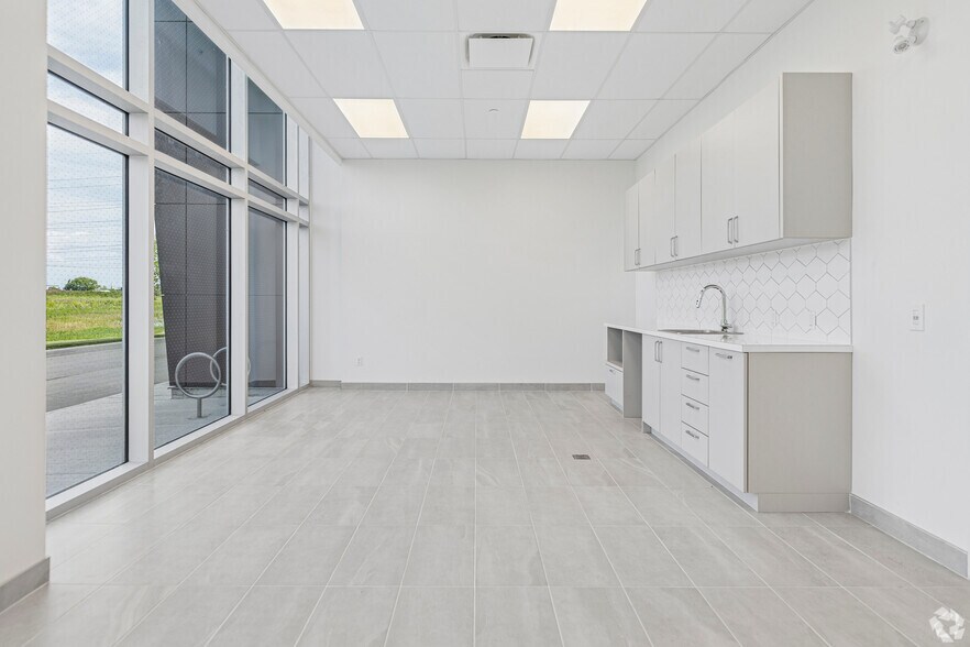 More Photos Of 1575 Clements Rd, Pickering Manufacturing For Lease