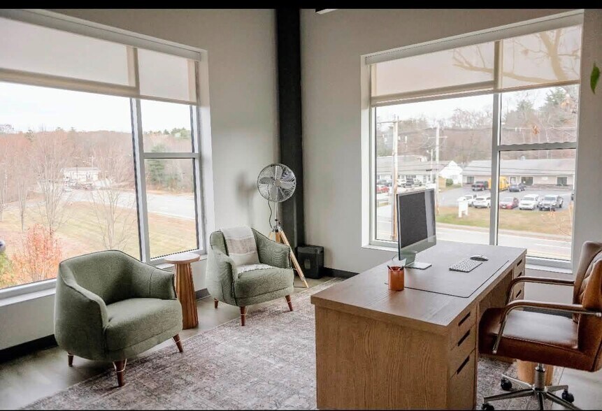More Photos Of 198 Charlton Rd, Sturbridge Medical For Lease