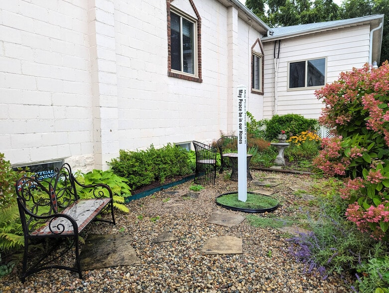 More Photos Of 2512 S Dye Rd, Flint Religious Facility For Sale