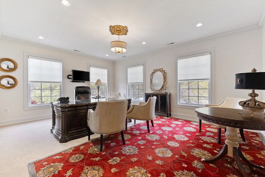 More Photos Of 3139 16th Street Rd, Huntington Medical For Sale