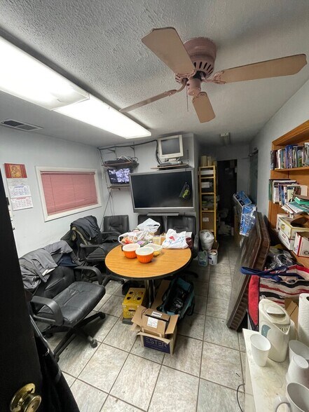 More Photos Of 3525 N Harlem Ave, Chicago General Retail For Sale