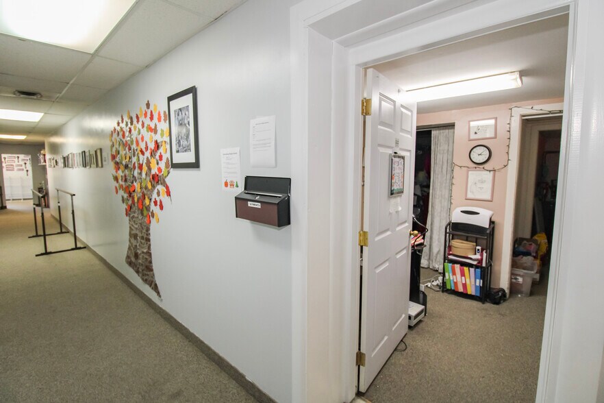 More Photos Of 2801 Columbus Ave, Sandusky Freestanding For Sale