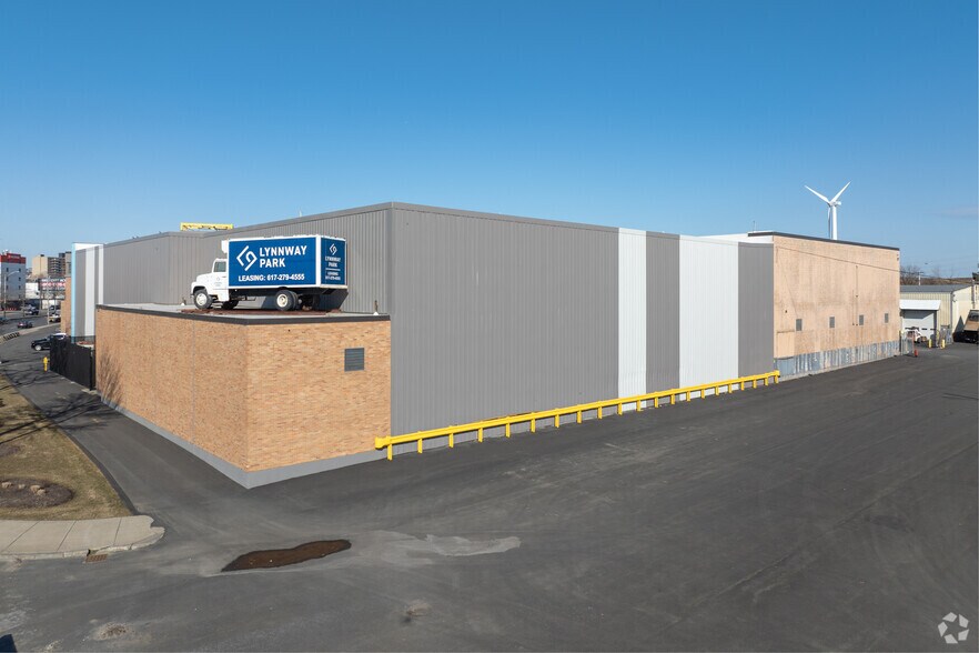 More Photos Of 626 Lynnway Rd, Lynn Manufacturing For Lease