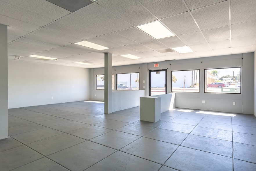 More Photos Of 819-821 Orange St, Redlands General Retail For Sale