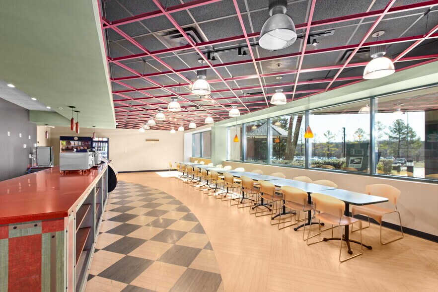 More Photos Of 10304 Spotsylvania Ave, Fredericksburg Office For Lease