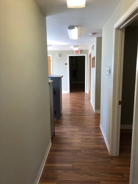 More Photos Of 310 Dillingham Ave, Falmouth Loft Creative Space For Lease