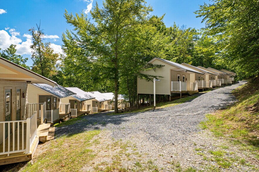 More Photos Of 4100 Adventure Base Rd, Radford Specialty For Sale