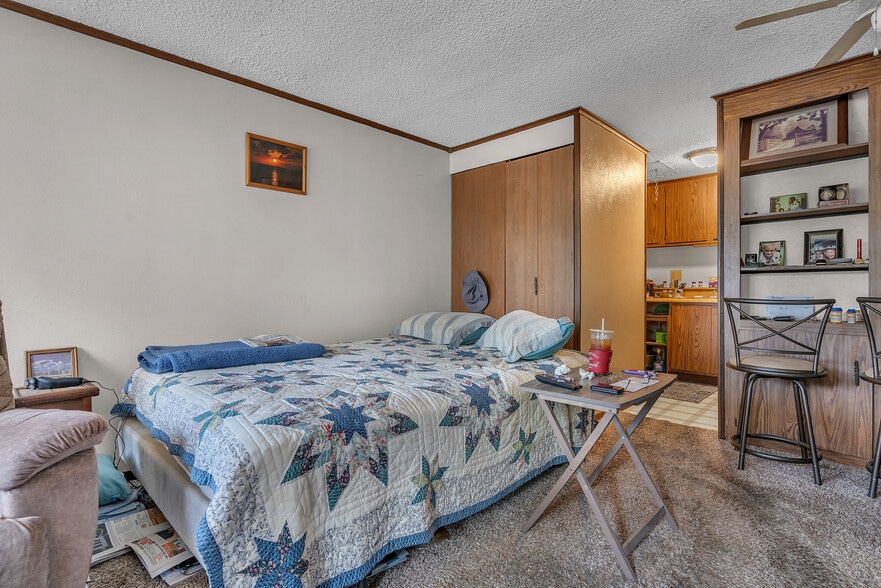 More Photos Of 5 E Plum St, Chesterfield Apartments For Sale