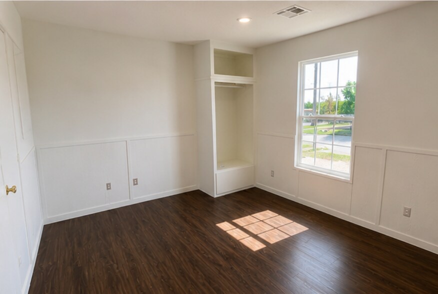 More Photos Of 101-105 E 32nd Ave, Stillwater Apartments For Sale