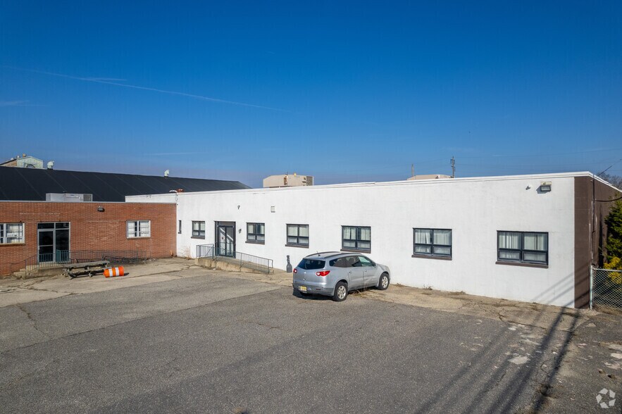 More Photos Of 1300 Wheaton Ave, Millville Unknown For Sale