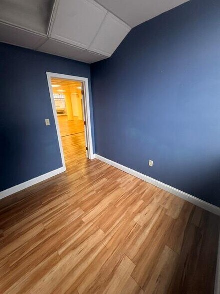 More Photos Of 26 S Water St, New Bedford Apartments For Lease