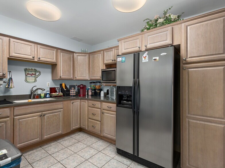 More Photos Of 337 N Main St, Hendersonville Office For Sale