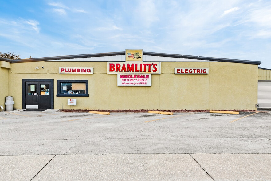 More Photos Of 110 N State Road 19, Palatka Auto Repair For Sale