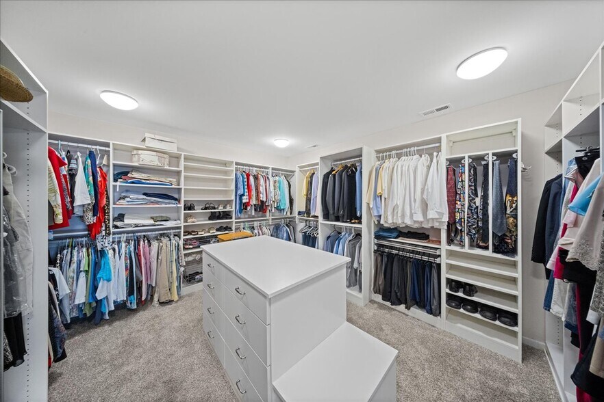 More Photos Of 808 E 10th St, Kansas City Flex For Sale