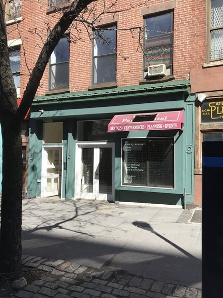Primary Photo Of 63 Bruckner Blvd, Bronx Storefront For Lease