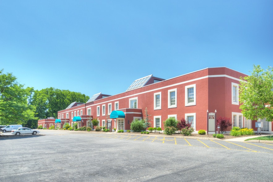 More Photos Of 127 Highway 206, Hamilton Flex For Lease