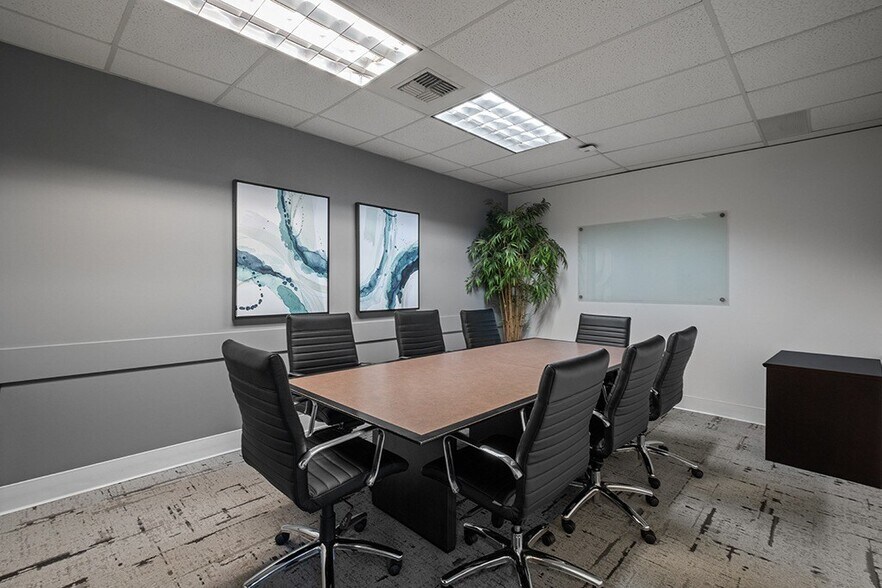 More Photos Of 14205 SE 36th St, Bellevue Coworking Space