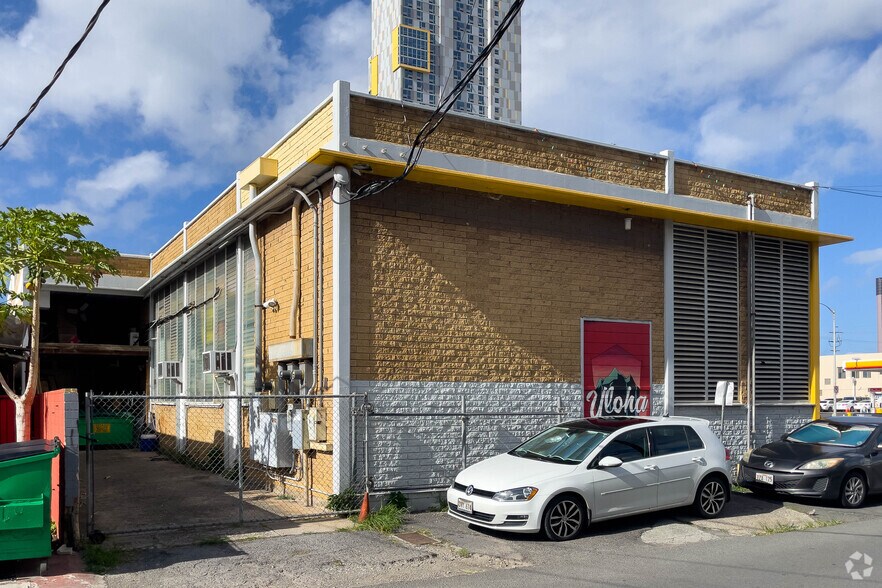 More Photos Of 515 Ward Ave, Honolulu Storefront For Sale