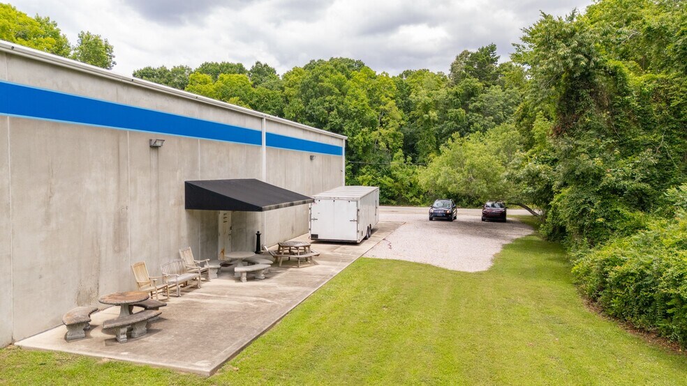 More Photos Of 3864 Leeds Ave, North Charleston Light Manufacturing For Sale