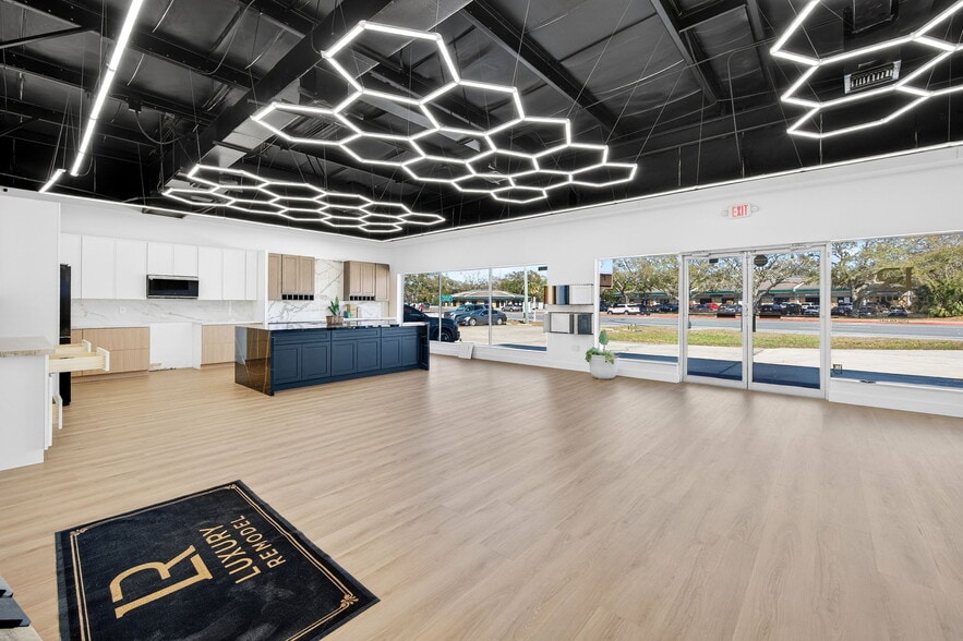 More Photos Of 809 N Cocoa Blvd, Cocoa Storefront For Sale