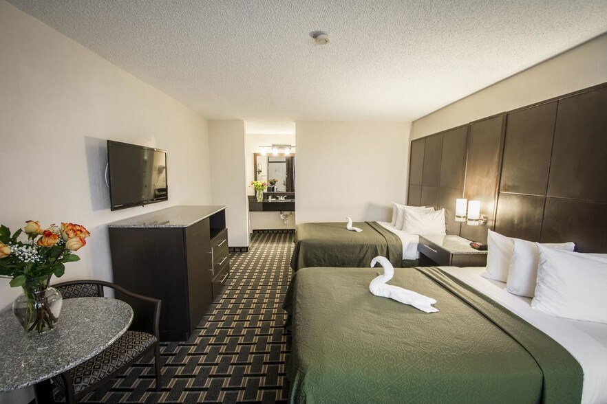 More Photos Of 6525 Us Highway 27 N, Sebring Hotel For Sale
