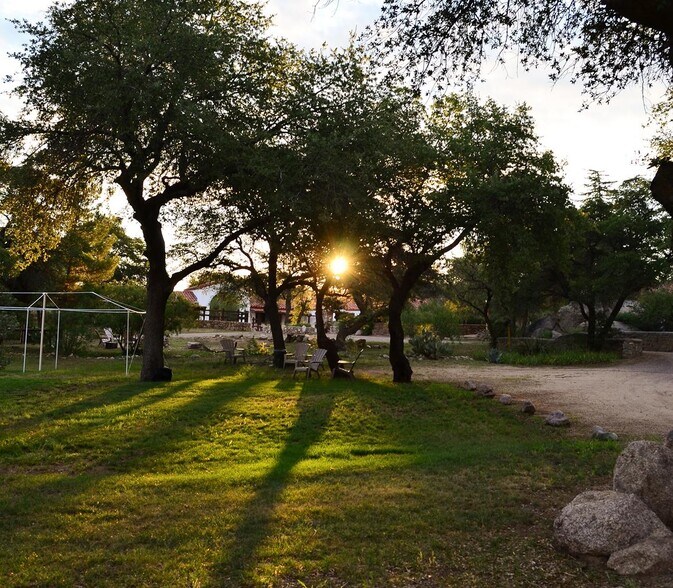 More Photos Of 1170 Rancho Robles Rd, Oracle Hotel For Sale