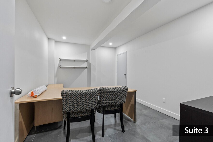 More Photos Of 10410 Boul Gouin O, Roxboro Office For Sale