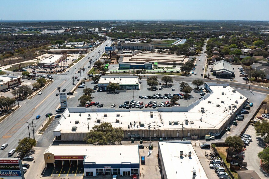 More Photos Of 7616 Culebra Rd, San Antonio Unknown For Lease